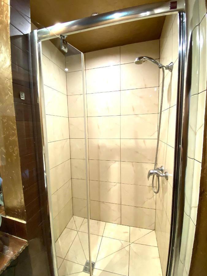 Квартира Подобово На Площі Ринок 39 Сам Центр Львова 외부 사진
